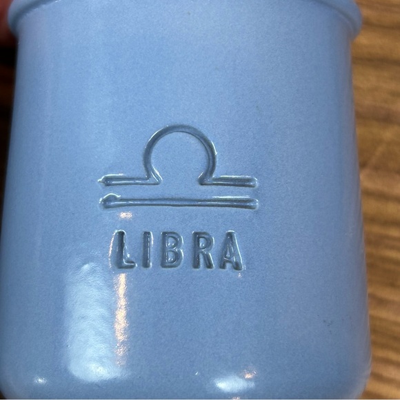 La Fermiere Periwinkle Blue Glazed Terra Cotta Yogurt Pots Set of 8 - Picture 5 of 7